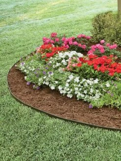 EasyFlex™ No Dig Edging, 50' 11 EasyFlex™ No Dig Edging, 50' -The Garden Works Shop 8592452 004V 3 4