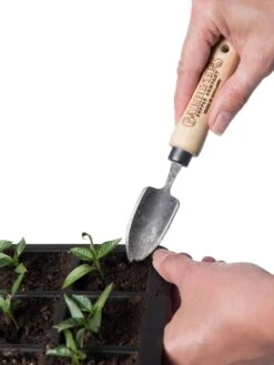 Gardener's Lifetime Mini Trowel -The Garden Works Shop 8594146 9612 tif