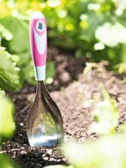 Dirty Little Digger™ -The Garden Works Shop 8594982 9961 tif