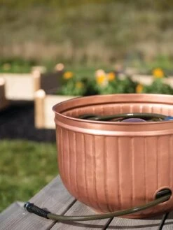 Classic Copper Hose Pot -The Garden Works Shop 8600238 0630 tif