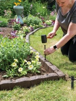 Roman Stone Recycled Rubber Landscape Edging, 4' 9 Roman Stone Recycled Rubber Landscape Edging, 4' -The Garden Works Shop 8609898 019 tif