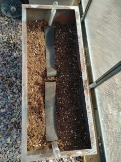 Adjustable Self-Watering Insert For Pots And Planters -The Garden Works Shop 8610250 7000 tif